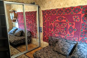 квартира за адресою Івана Миколайчука вул. (Серафимовича), 9