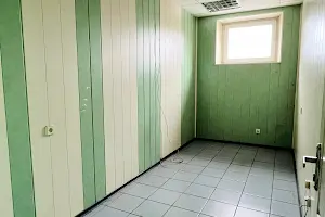 комерційна за адресою Докії Гуменної вул. (Юрія Смолича), 2