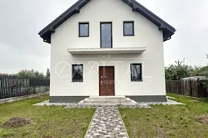 будинок за адресою Вишнева