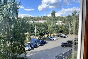 квартира за адресою смт. Пісочин, Квартальна вул., 7