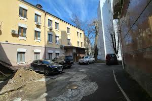 комерційна за адресою Ярославів Вал вул., 10-Б