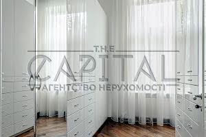 будинок за адресою Козин