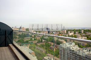 коммерческая по адресу Андрея Верхогляда ул. (Михайла Драгомирова), 4б