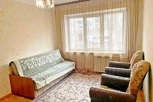 квартира за адресою Салютна вул., 25