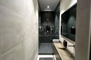 комерційна за адресою Новоселицька вул., 7