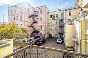 коммерческая по адресу Ивана Франко ул., 29