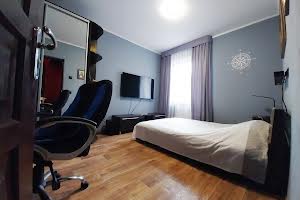 квартира за адресою Красносільського вул., 83