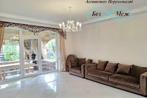 будинок за адресою Харківська вул., 4
