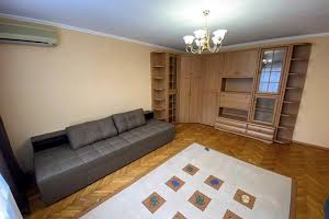 квартира за адресою Кадетський Гай вул., 11