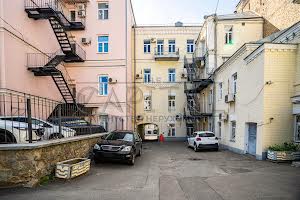 коммерческая по адресу Ивана Франко ул., 29