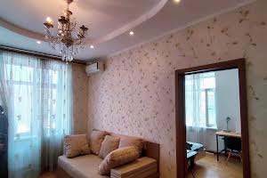 квартира за адресою Данилевського вул., 18