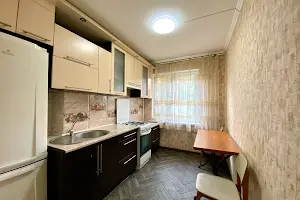 квартира за адресою Новозаводська вул., 4
