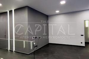 комерційна за адресою Кропивницького вул., 10