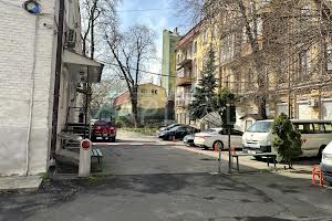 комерційна за адресою Євгена Чикаленка вул. (Пушкінська), 32В