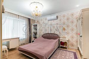 будинок за адресою смт. Козин, Шервудська вул.