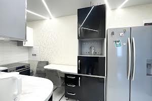 квартира за адресою Драгоманова вул., 8