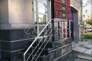комерційна за адресою Митрополита Василя Липківського вул. (Урицького), 8