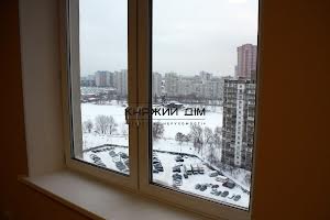 комерційна за адресою Драгоманова вул., 1-А