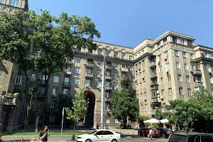 коммерческая по адресу Пирогова ул., 2