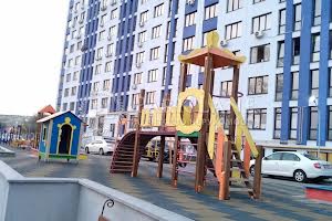 комерційна за адресою Центральна вул., 21-А
