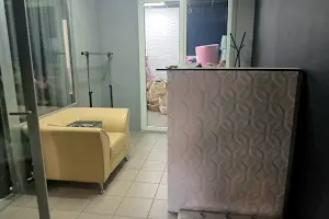 комерційна за адресою Центральна вул., 33