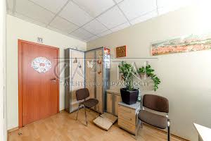 комерційна за адресою Саксаганського вул., 42