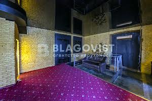 комерційна за адресою Костельна вул., 4