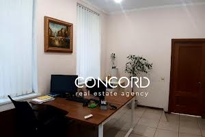 комерційна за адресою Михайлівська вул., 16-Б
