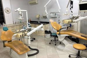 комерційна за адресою Білогородська вул., 51