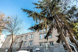 комерційна за адресою Вадима Гетьмана вул., 2