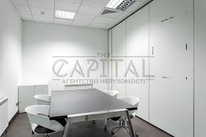 комерційна за адресою Київ, Саперно-Слобідська вул., 22