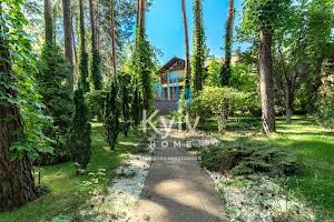 будинок за адресою с. Стоянка, Осіння