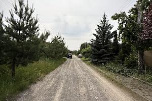 участок по адресу Квітнева