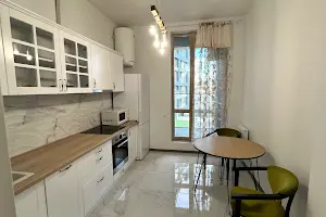 квартира за адресою Під Дубом вул. (Космонавтів), 26