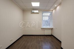 комерційна за адресою Пирогова вул., 10-Г