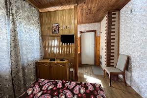 будинок за адресою с. Ровжі, Ромашок, 28