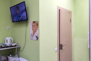 комерційна за адресою Бишівська вул., 9