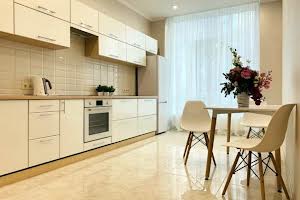 квартира за адресою Бориса Гмирі вул., 8-Б