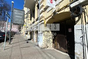 комерційна за адресою Мала Житомирська вул., 20-В