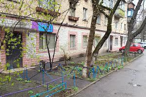 коммерческая по адресу Вышгородская ул., 42/1