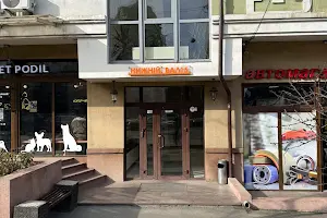 коммерческая по адресу Нижний Вал ул., 15