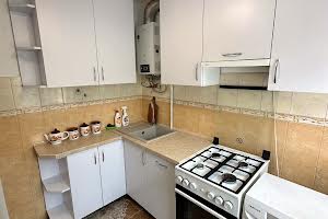 квартира за адресою Героїв Крут вул., 4