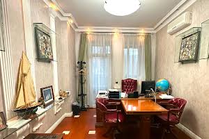 комерційна за адресою Ковпака вул., 17