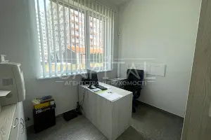 комерційна за адресою Київ, Практична вул., 2