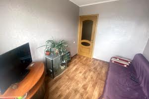 квартира за адресою с. Котляри (Комунар), Миру, 8