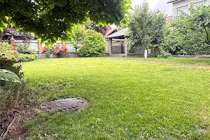 будинок за адресою с. Петропавлівська борщагівка, Затишна вул.