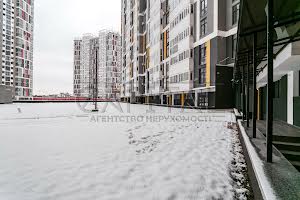 комерційна за адресою Микільсько-Слобідська вул., 8