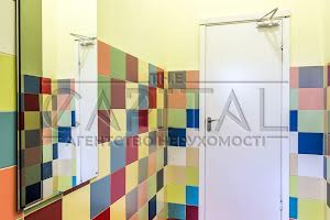 комерційна за адресою Василя Макуха вул. (Івана Шевцова), 1