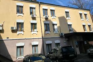 комерційна за адресою Ярославів Вал вул., 10-Б