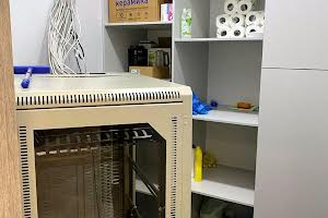 коммерческая по адресу Кловский спуск, 7a